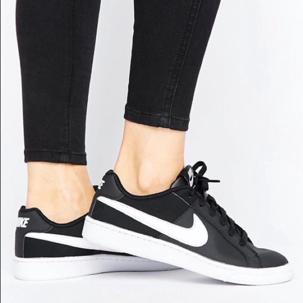 Nike Court Royale womans 12